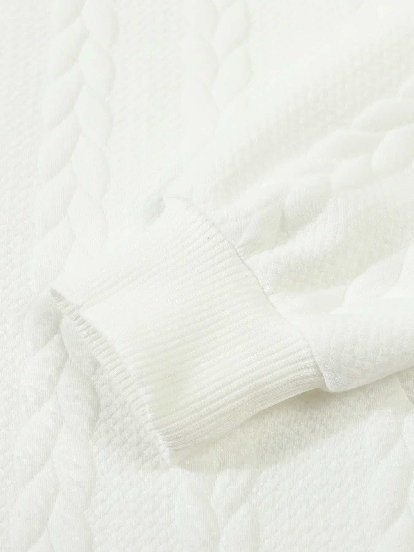 Fendriel - スタイリッシュカジュアルセーター