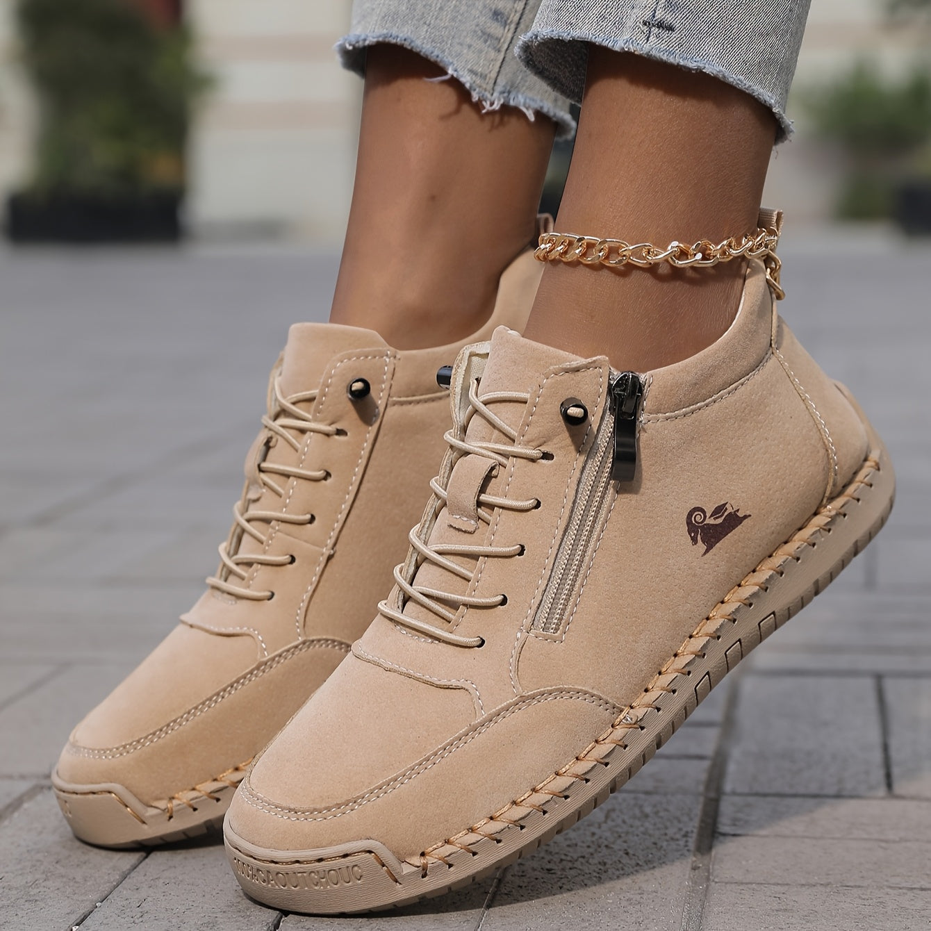 Jesmara - スタイリッシュなカジュアルシューズ