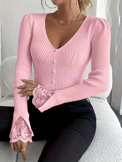 Corinne - スタイリッシュカジュアルブラウス