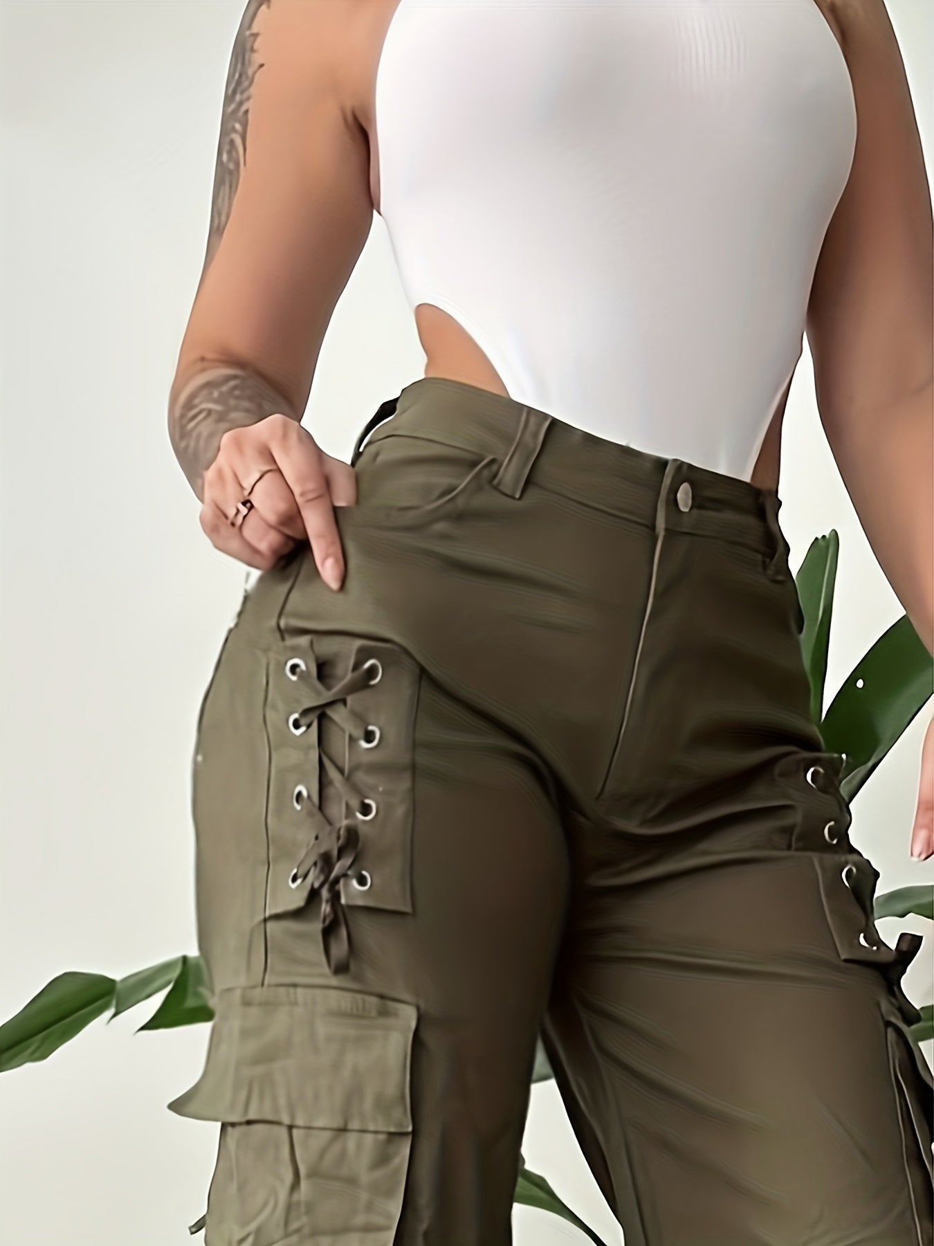 Zinia - スタイリッシュカジュアルパンツ