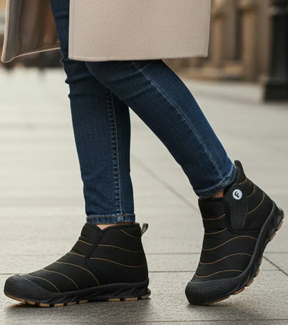 Avona - スタイリッシュなカジュアルシューズ