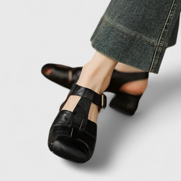 Gretel - カジュアルスタイルのエレガントなサンダル