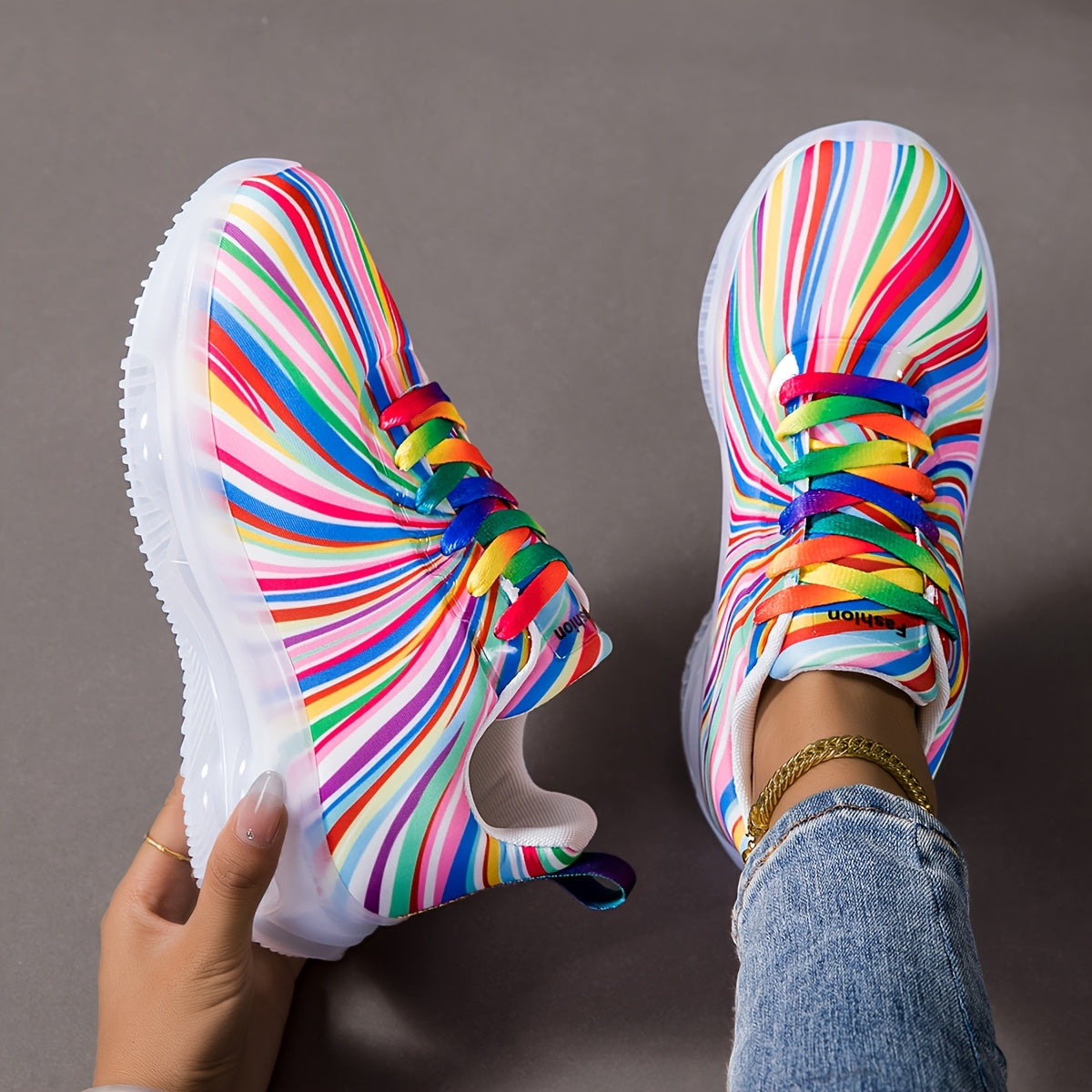 Zaraya - スタイリッシュなカジュアルスニーカー