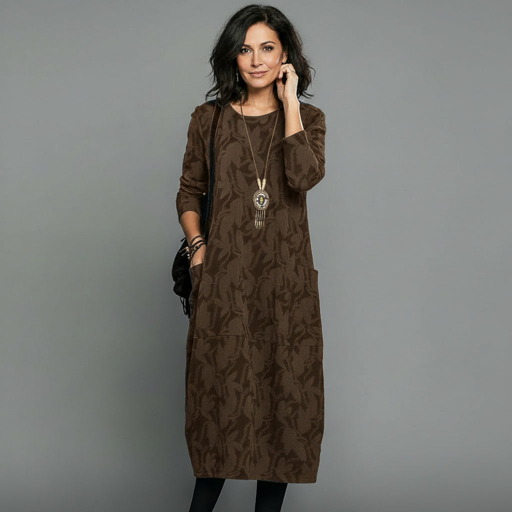 Alisson - スタイリッシュなカジュアルミディドレス