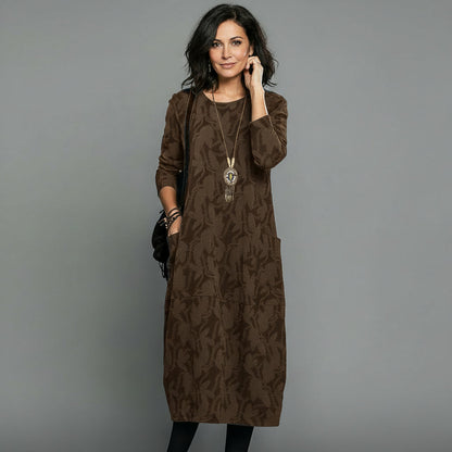 Alisson - スタイリッシュなカジュアルミディドレス