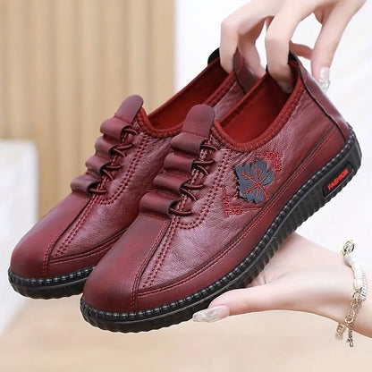 Celinae - スタイリッシュカジュアルシューズ