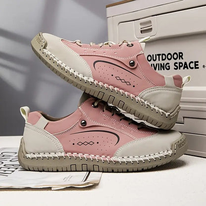 Cyrinae - スタイリッシュなカジュアルシューズ