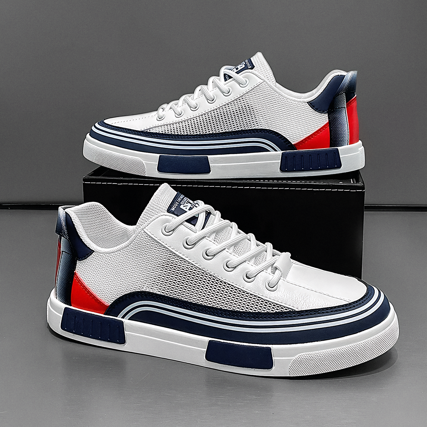 Dena - スタイリッシュなカジュアルスニーカー